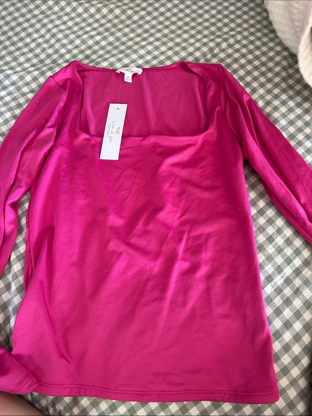 Women's Long-Sleeve Scoop Neck Top — Bright Pink